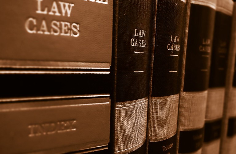 law-1991004_1920 (case law)